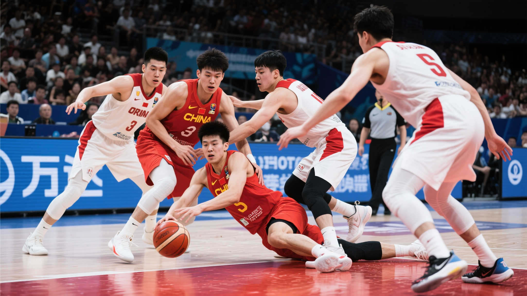 张子宇遭围攻致伤,日本赛场引发争议,宫鲁鸣公开回应 此次比赛原本是一场普通的小组竞技,但看似平静的赛况